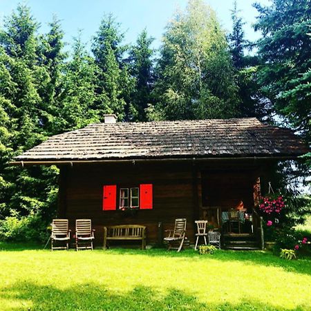 Cozy Log Cabin Near Faaker See Ledenitzen Exterior photo